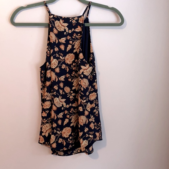 RW&Co Top XS - Picture 2 of 4